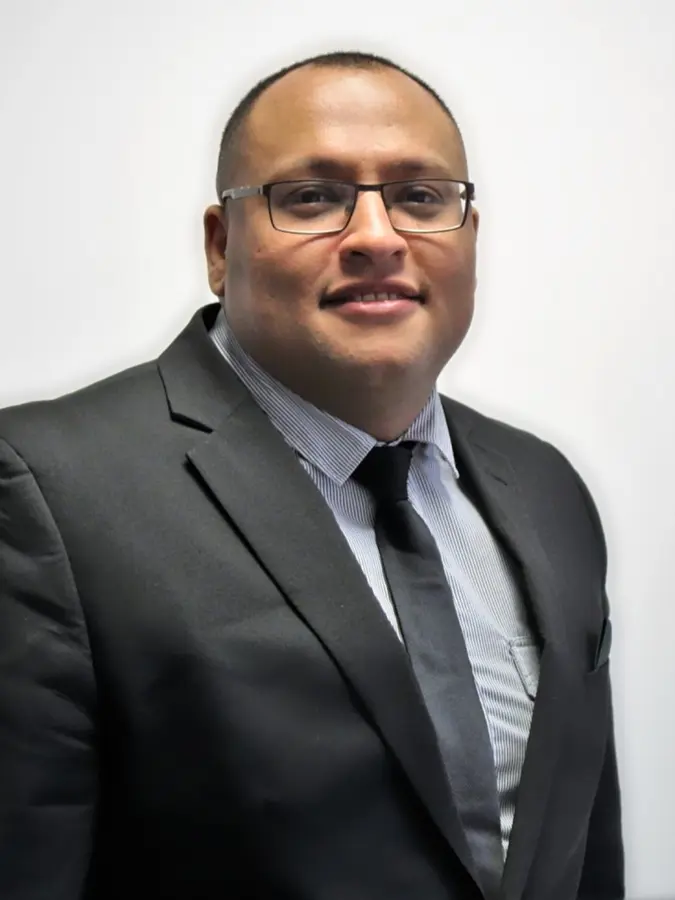 Jonas Osman Abdelghafour professional portrait